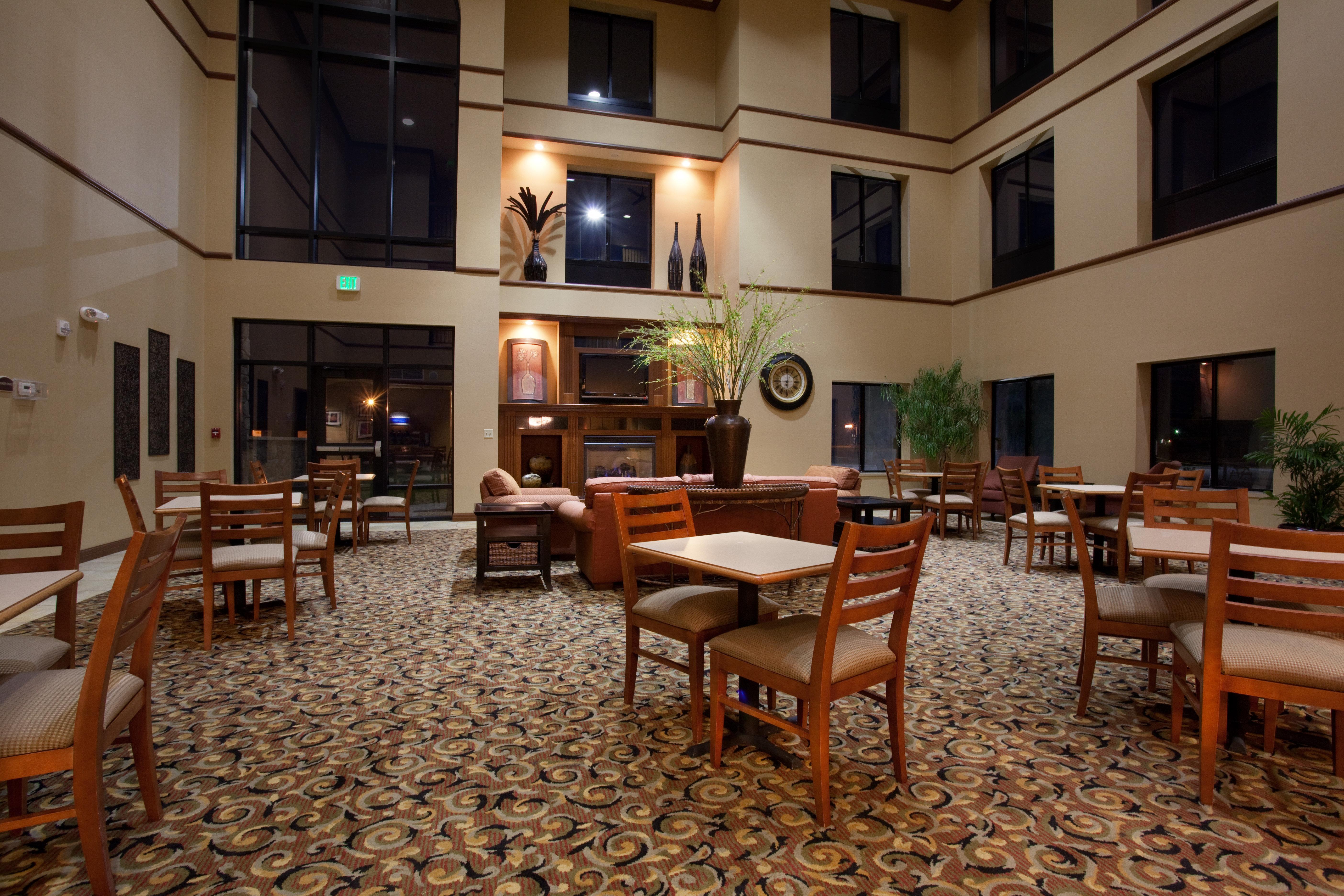 Comfort Inn & Suites Goodland Extérieur photo