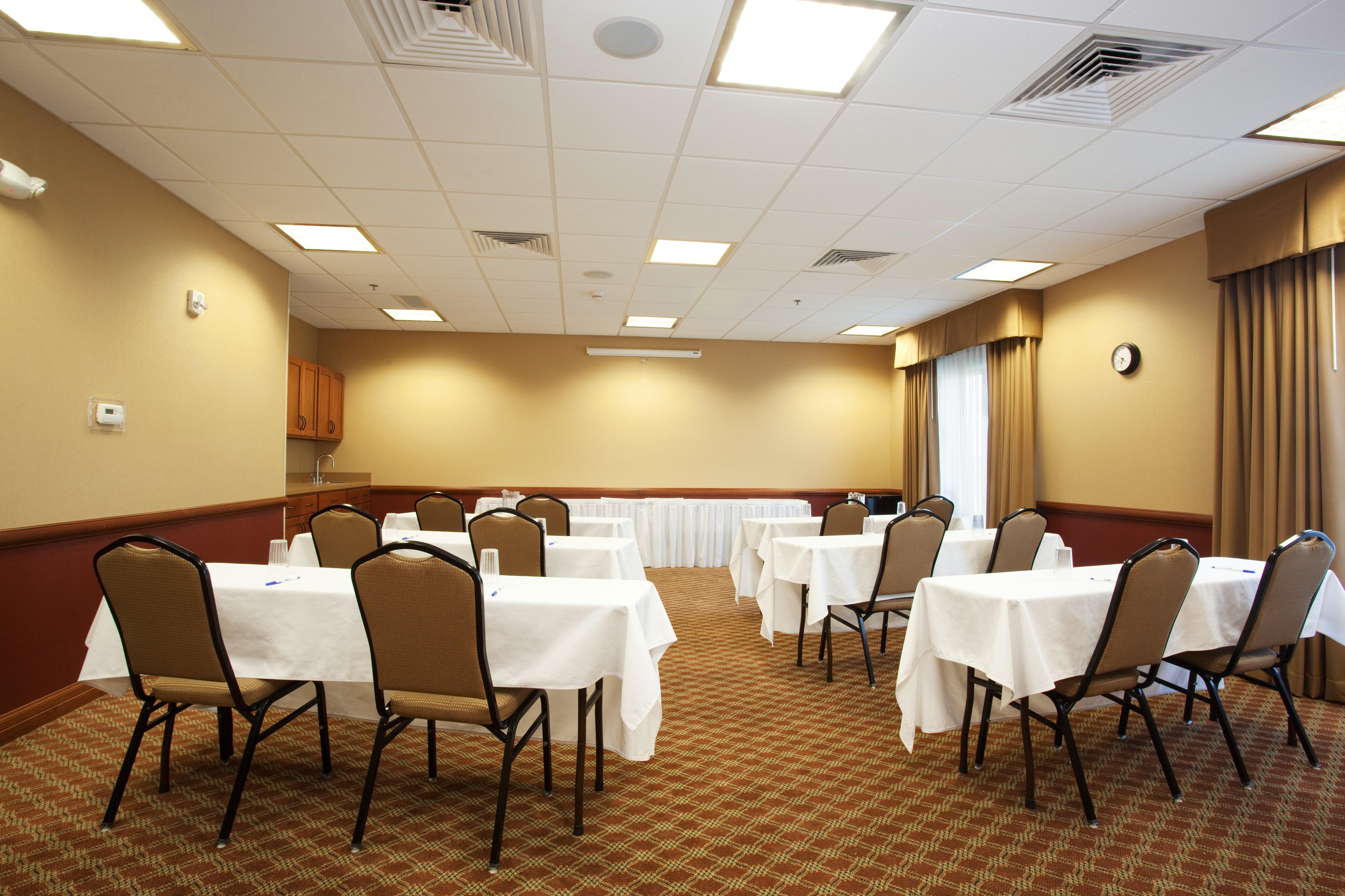 Comfort Inn & Suites Goodland Extérieur photo