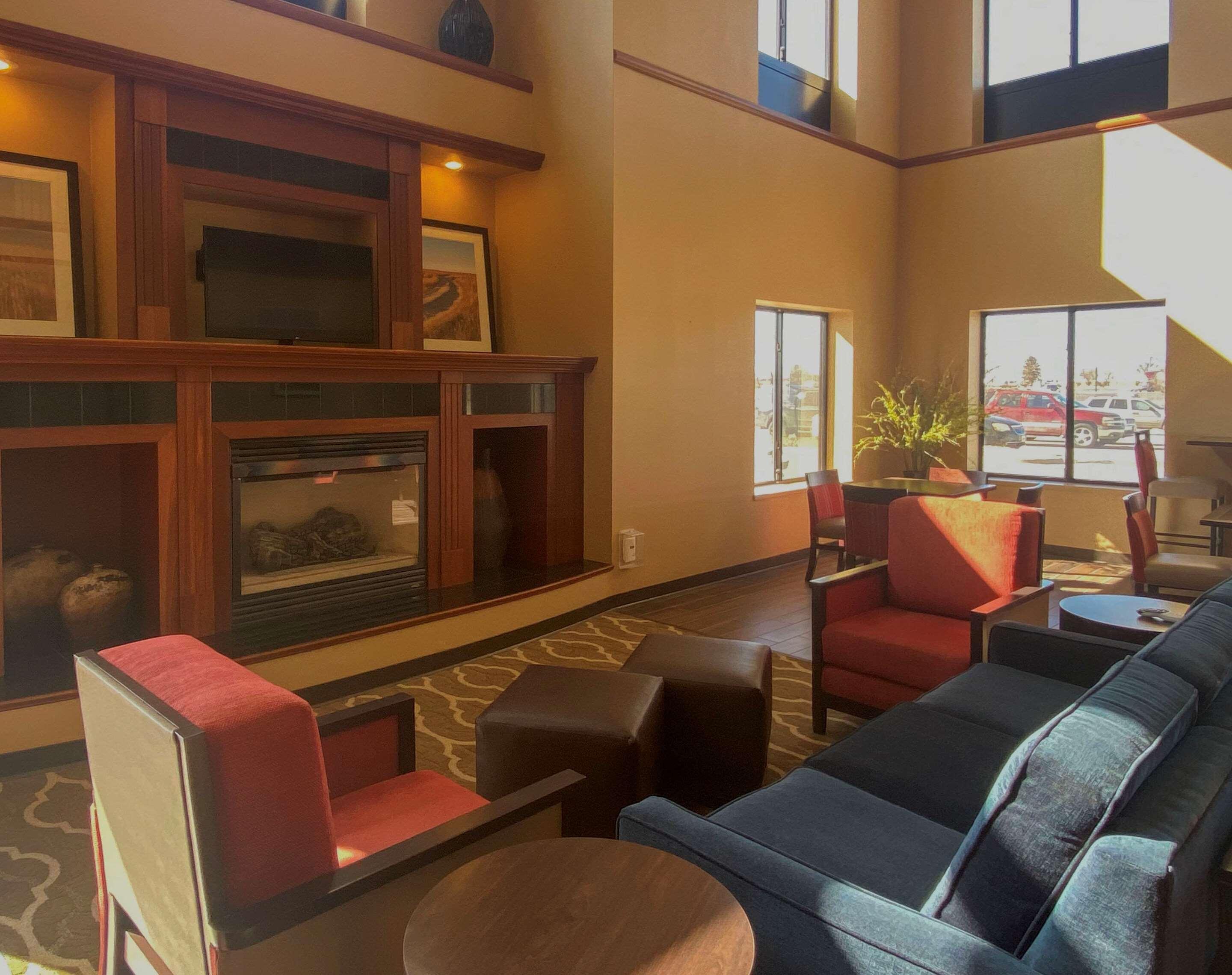 Comfort Inn & Suites Goodland Extérieur photo
