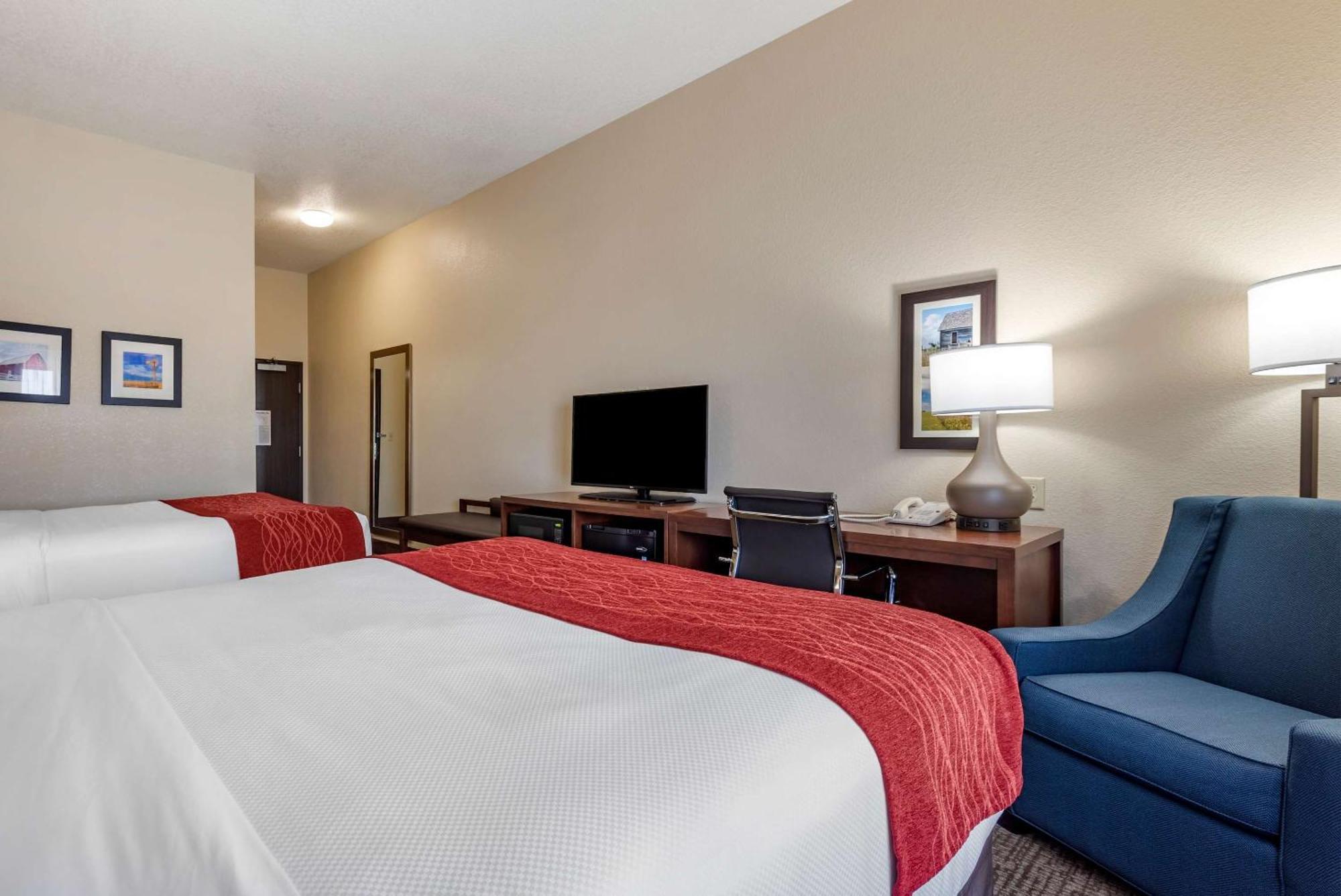Comfort Inn & Suites Goodland Extérieur photo