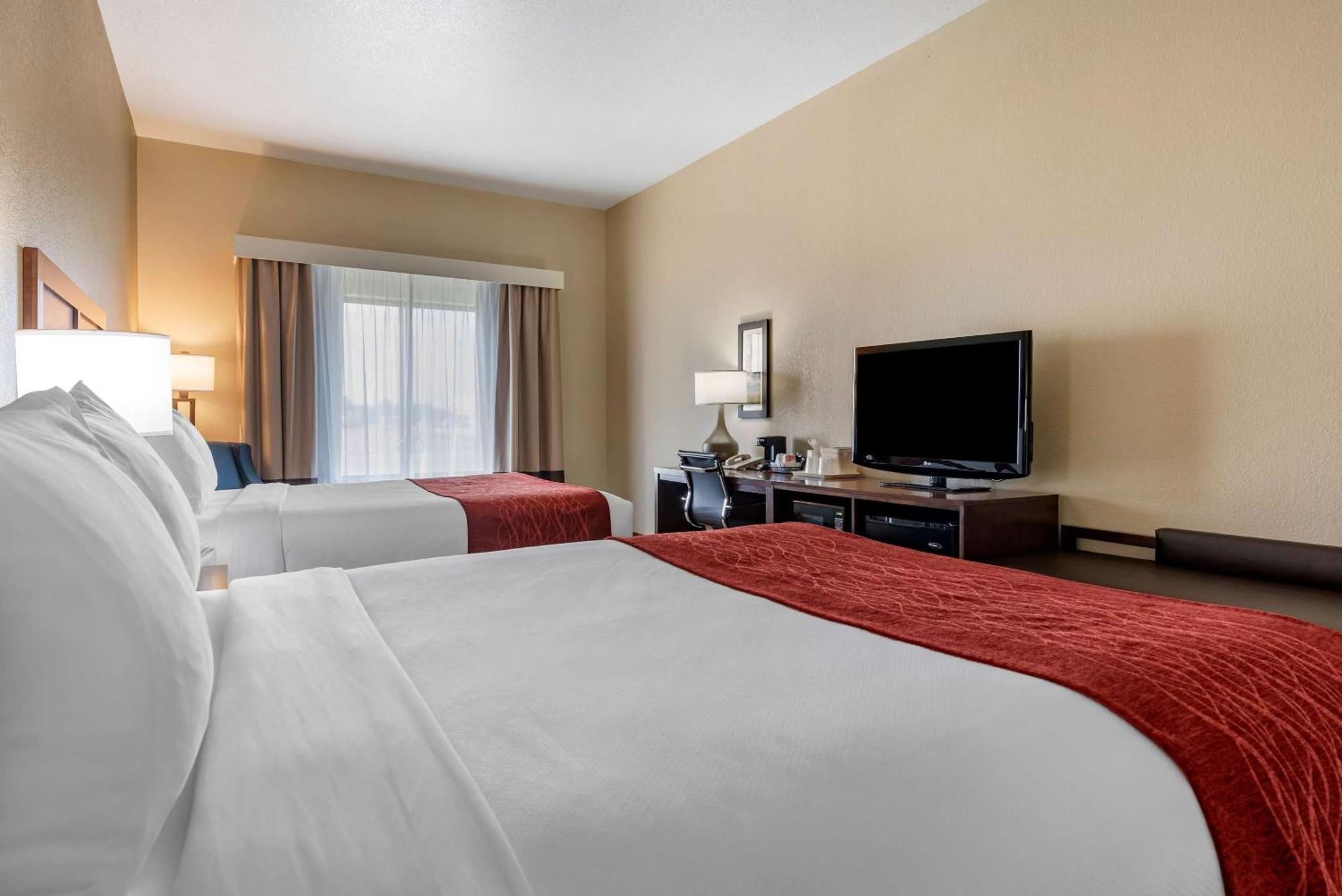 Comfort Inn & Suites Goodland Extérieur photo